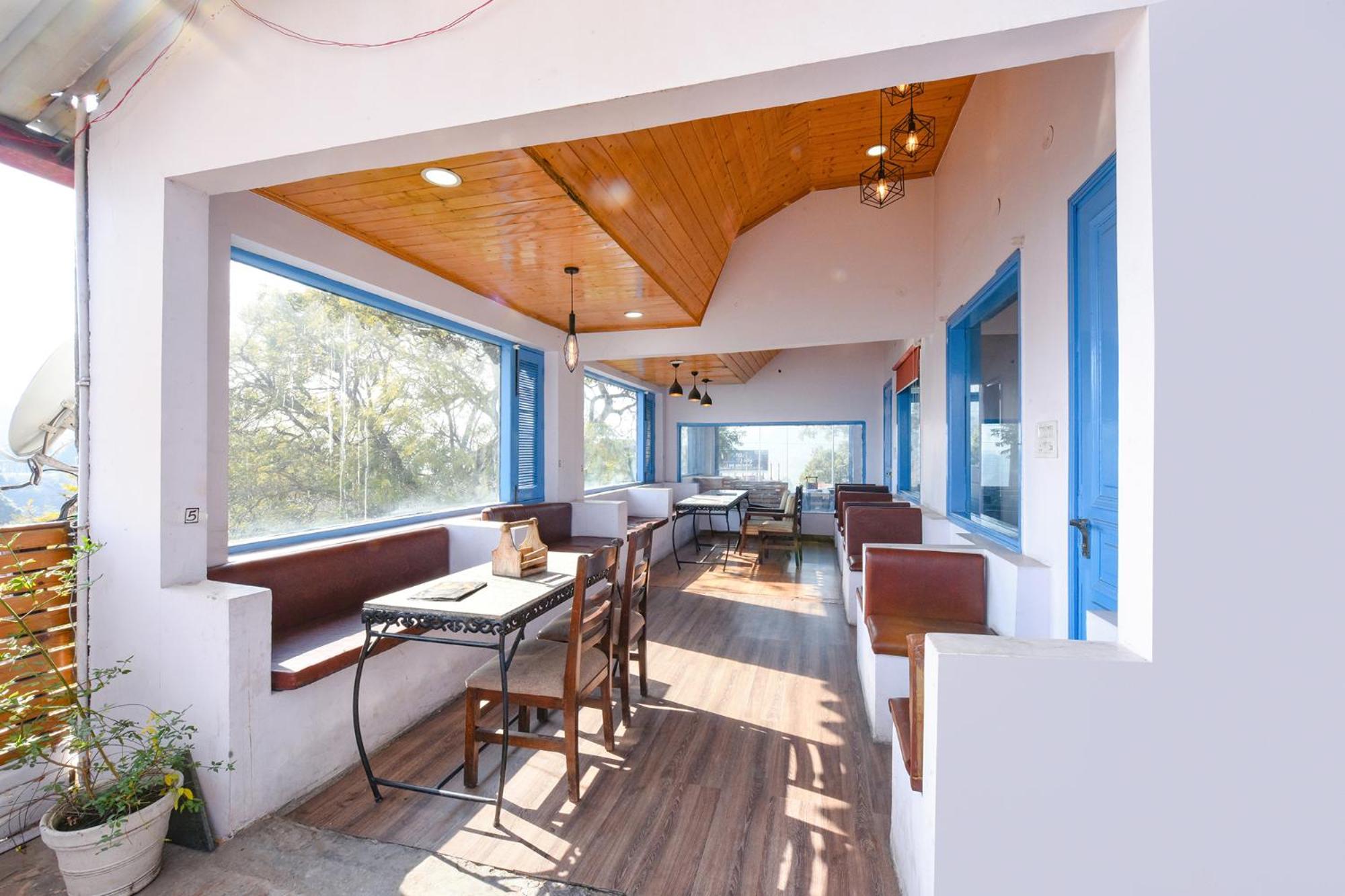 Fabhotel Kgf Dharampur  Kültér fotó