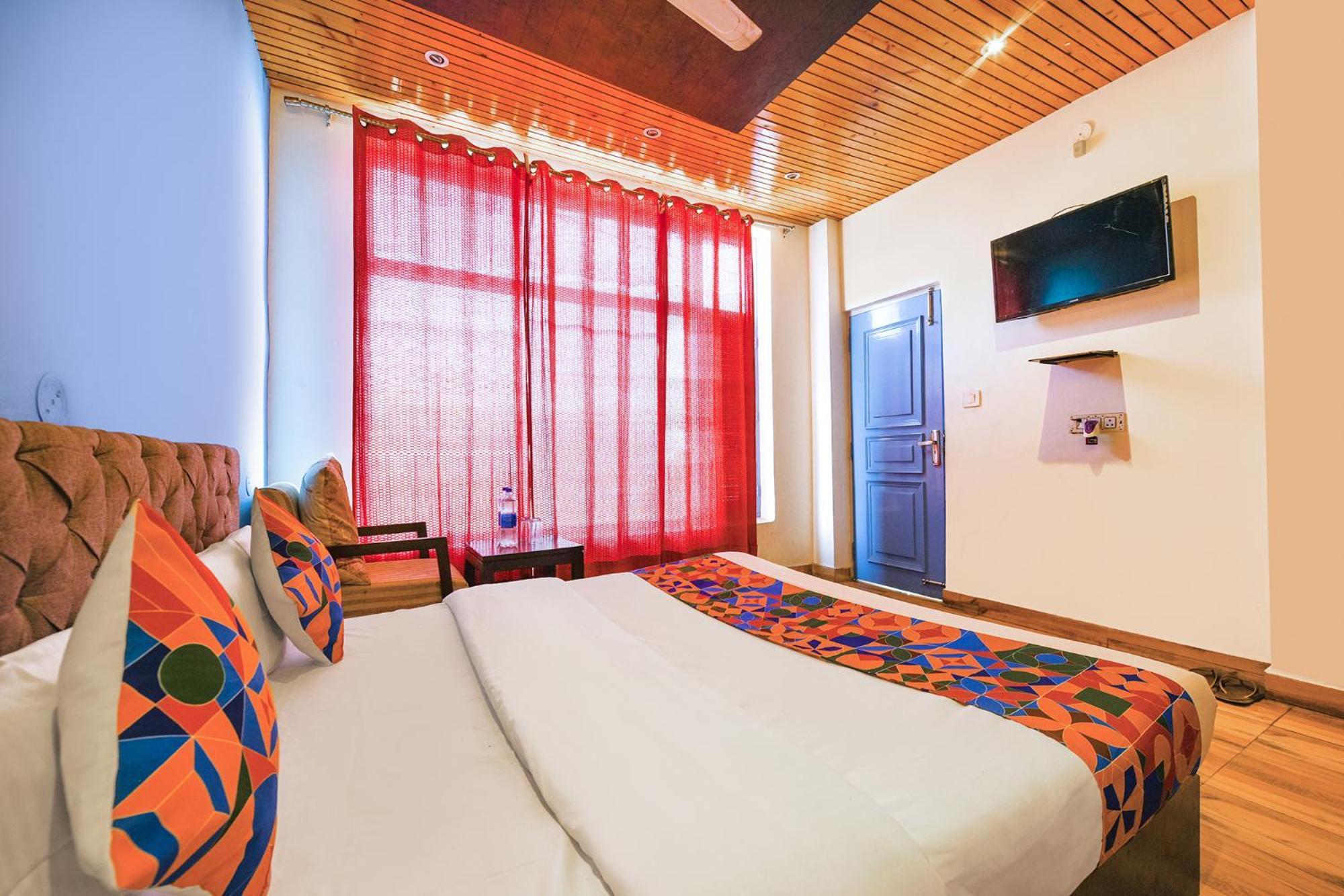 Fabhotel Kgf Dharampur  Kültér fotó
